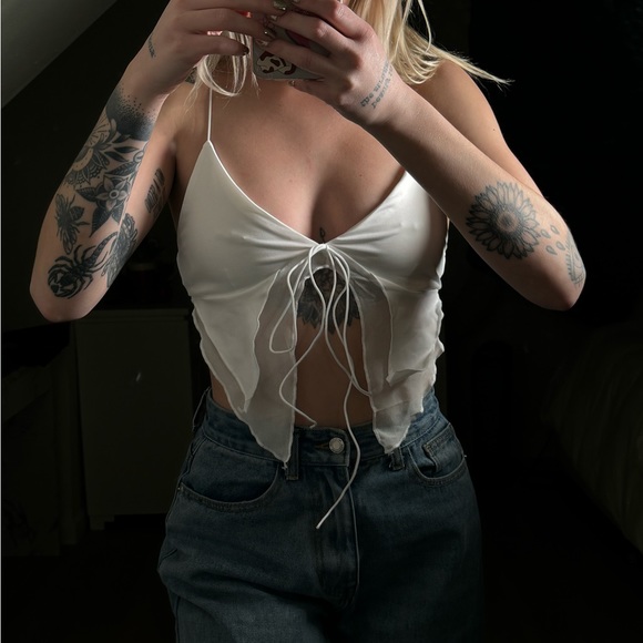 White tie front crop top - Picture 2 of 4